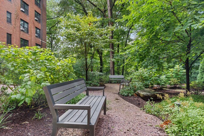 Parkway Apartments