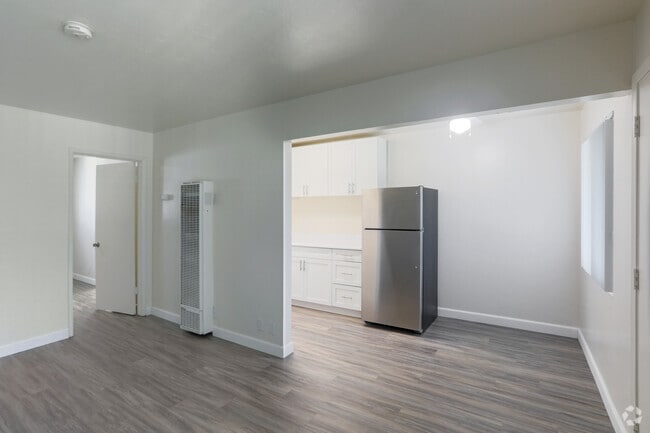 Interior Photo - David Avenue Rental