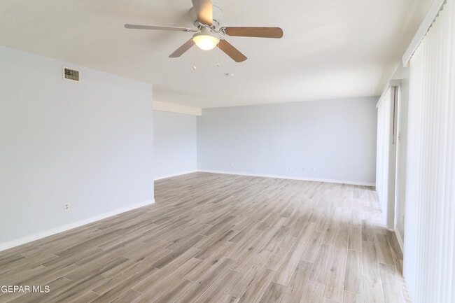 Photo - 4800 N Stanton St Unit 183