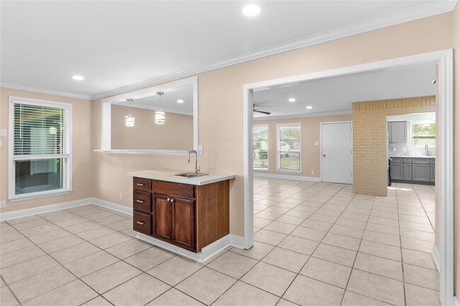 Photo - 4201 Sevan St