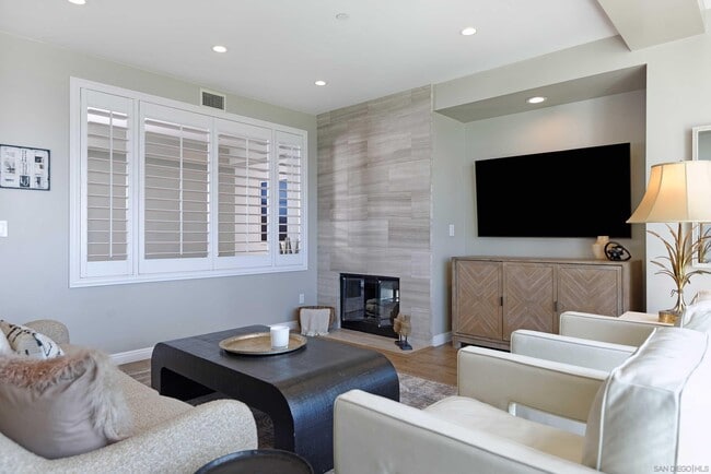 Photo - 5430 La Jolla Blvd Unit C202