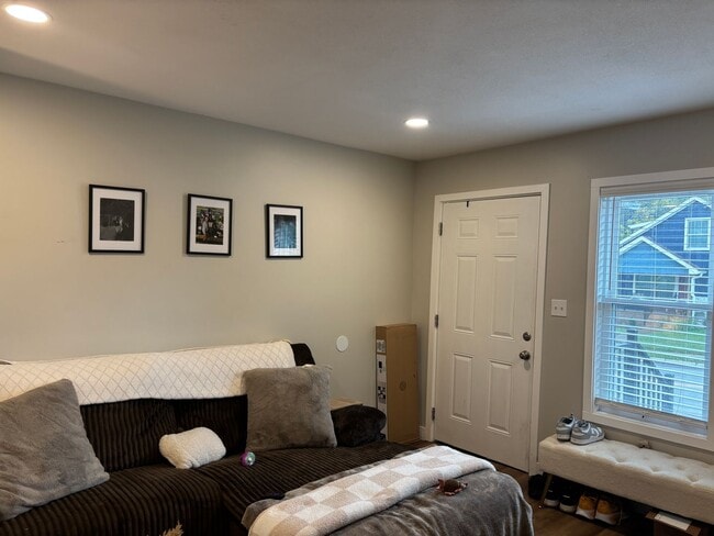 Photo - 309 W Worley St Unidad 101