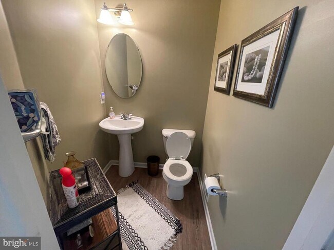 Photo - 7122 Deep Falls Way
