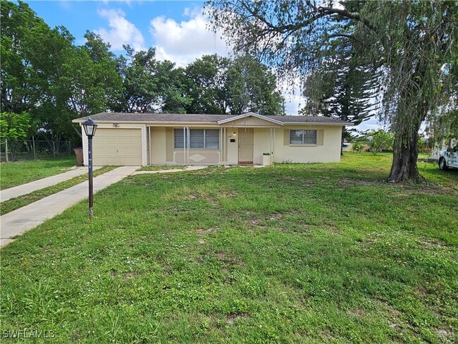 Photo - 1407 Juddale St E House