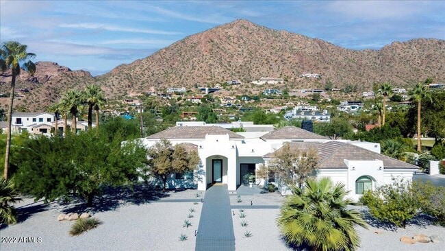 Building Photo - 5316 E Royal View Dr S Rental