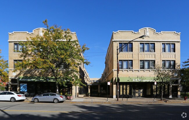 Photo - Maple Court