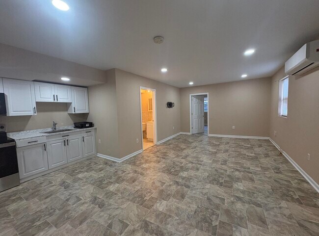 42 Seaview Ave Unit 1