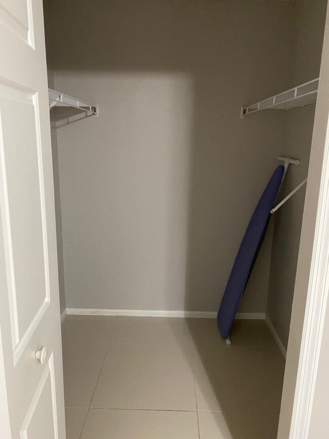 Photo - 5124 Park Central Dr Unit 517