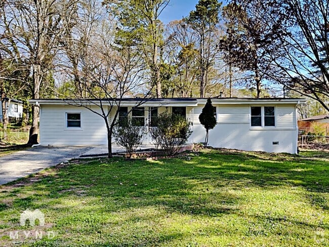 Building Photo - 682 Milford Dr SW Rental