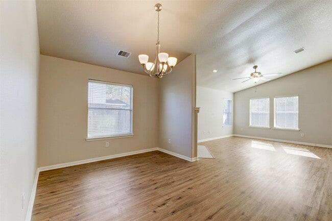 Building Photo - 8323 Cove Timbers Ln Rental