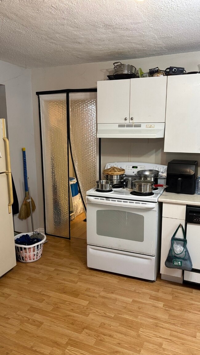 Photo - 37 Adeline St Unit 37 Adeline - 1