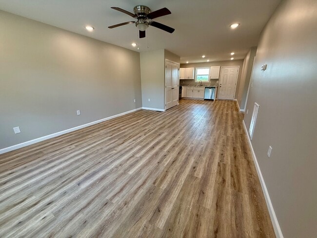 Photo - 2647 Co Rd 400