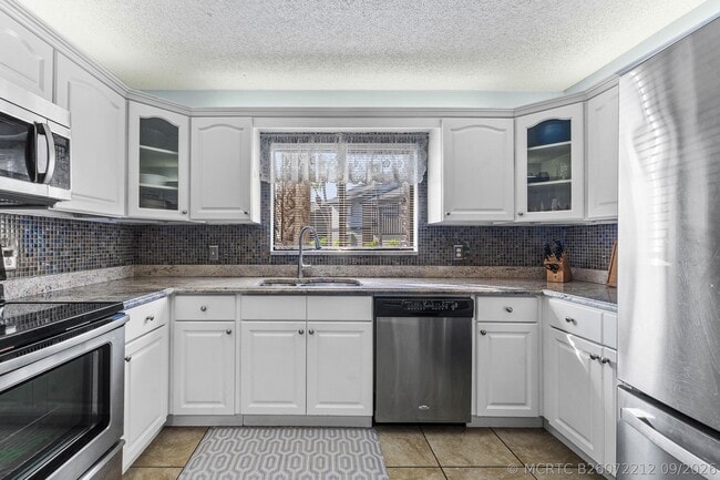 Building Photo - 1611 Cabot Ln Unit 3