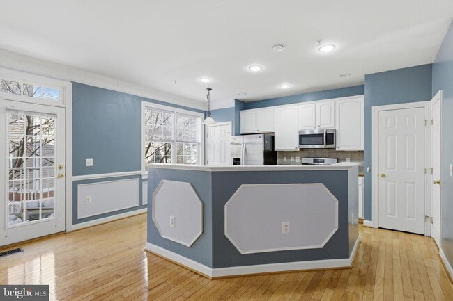 Photo - 2454 Curie Ct