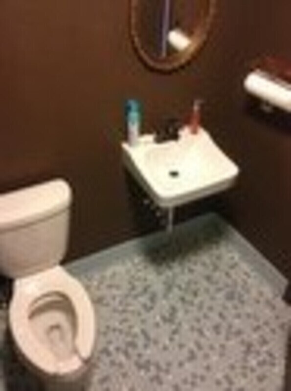 Photo - 68 Racine St