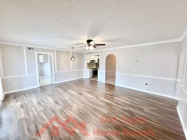 Photo - 465 Shelton Rd