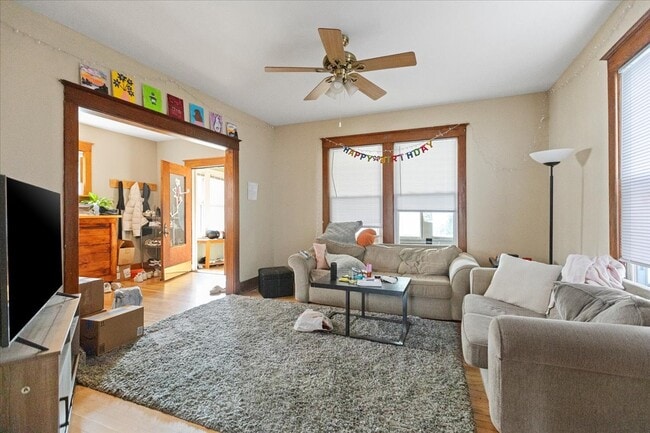 Photo - 1117 Foster St