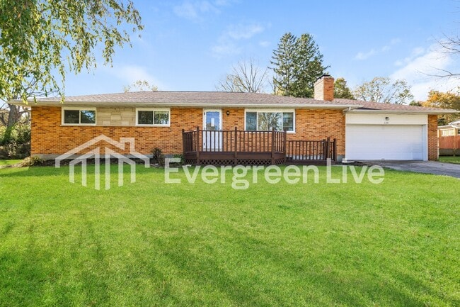 Photo - 120 Hilltop Dr