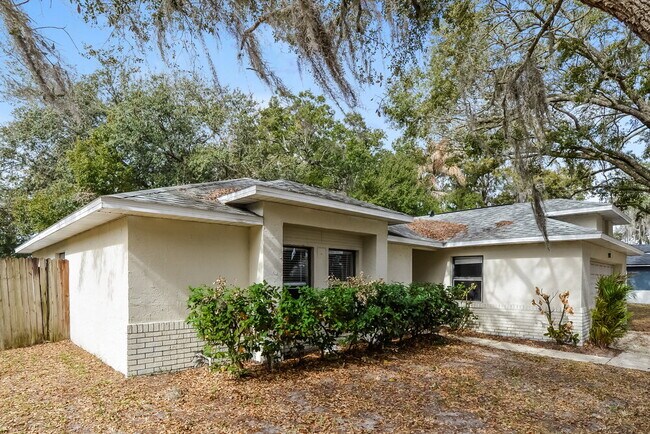 2928 Dana Ln