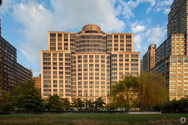 Photo - 120 Riverside Boulevard