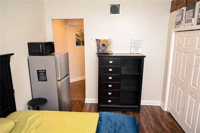Photo - 604 Morrill Ct