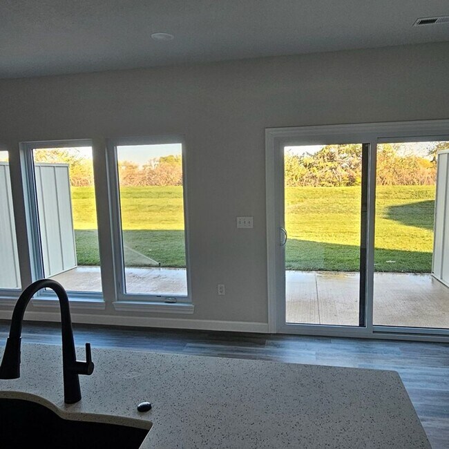 Photo - 363 SE 70 Rd Unidad B