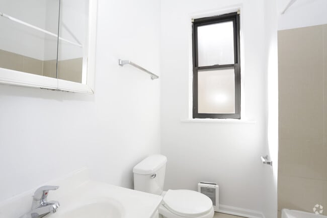 2 habitaciones - Baño - Buena Terrace - 4242 N Sheridan Rd