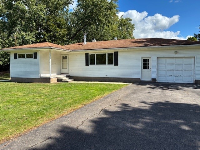 Building Photo - 822 N Hook Rd Rental