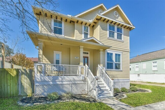 Building Photo - 1815 28th St Rental