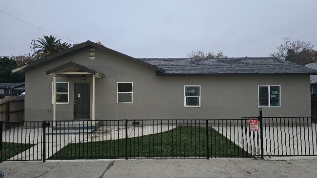 Photo - 619 S Sacramento St Unidad 619