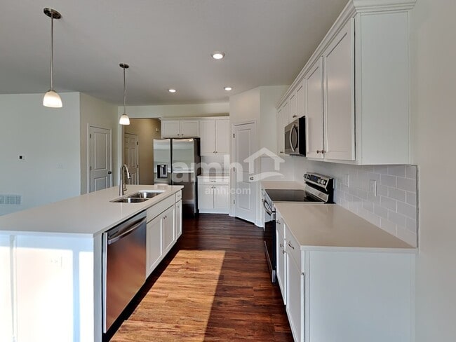 Photo - 8076 Rapala Ln