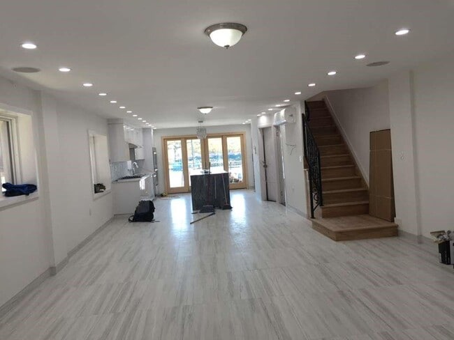 2358 National Dr Unit 1