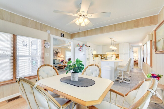 Photo - 670 N Green Cir Unidad ID1385620P