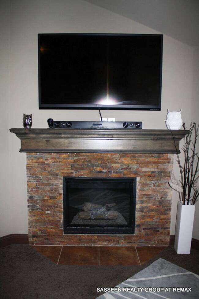 Photo - 2413 SW Edinburough Dr