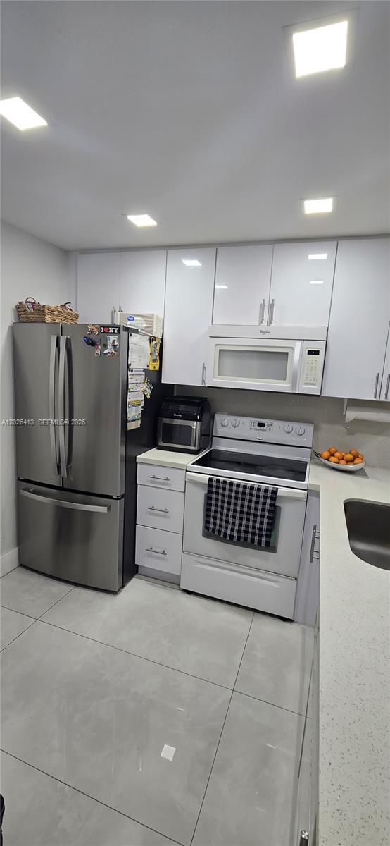 Photo - 9460 Tangerine Pl Unit 404