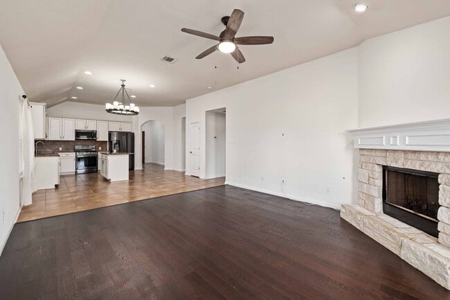 Photo - 180 Mystic Hollow