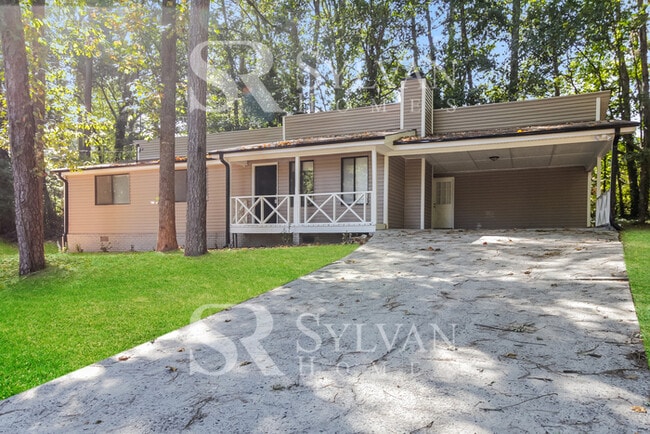 Building Photo - Turn the key. Enter. Smile. Repeat every day! Rental