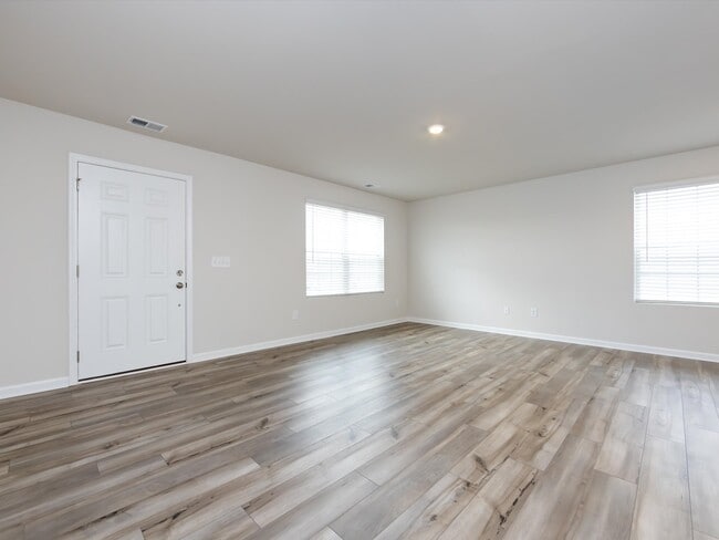 Photo - 1048 Old Trade St