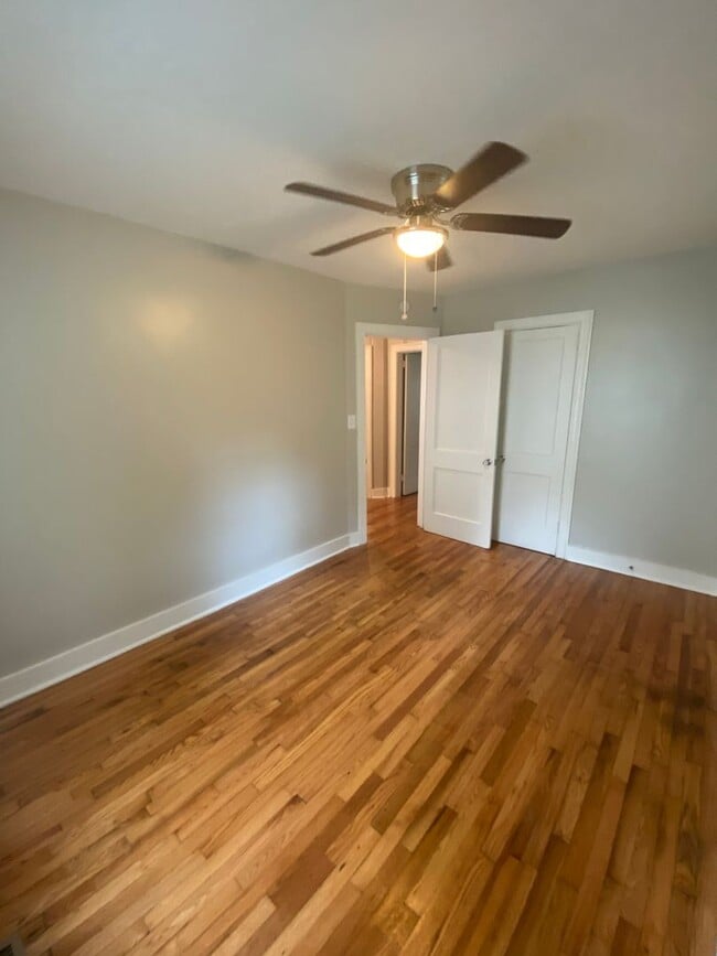 Photo - 130 Oakdale Ct