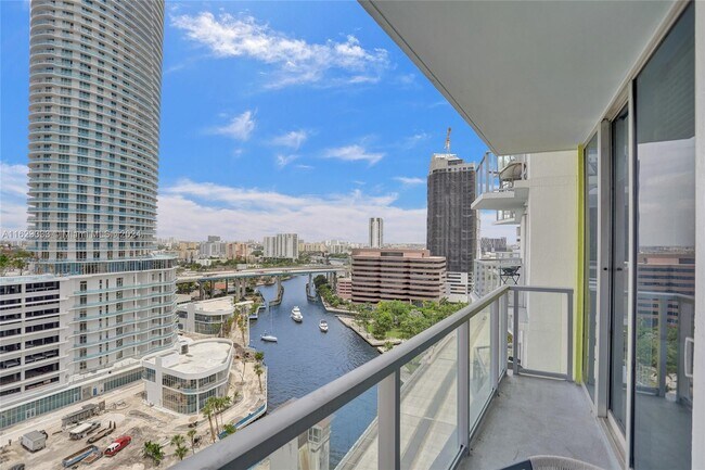 Photo - 185 SW 7th St Unit 1600