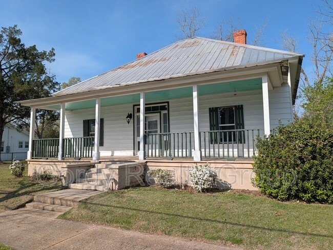 Photo - 5443 10th St