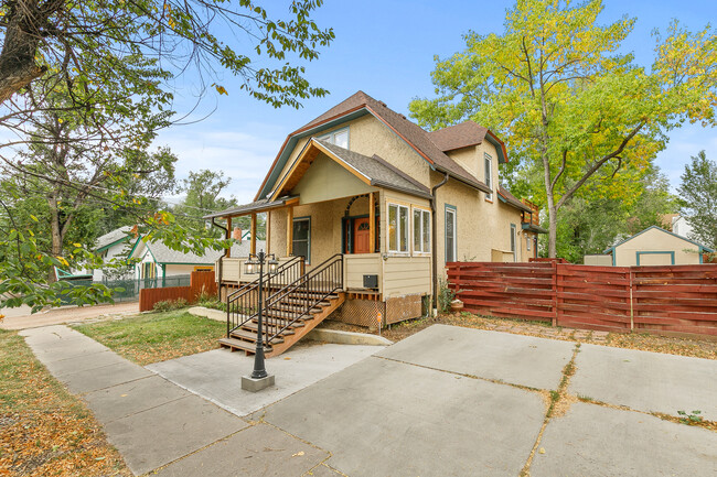 Historic home at the heart of Old Colorado City. - 12 N 23rd St House