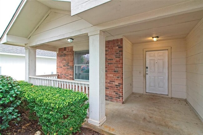 Photo - 232 Brickyard Ln