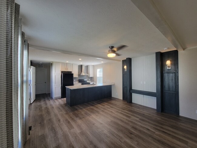 Photo - 15 Armstrong Ave