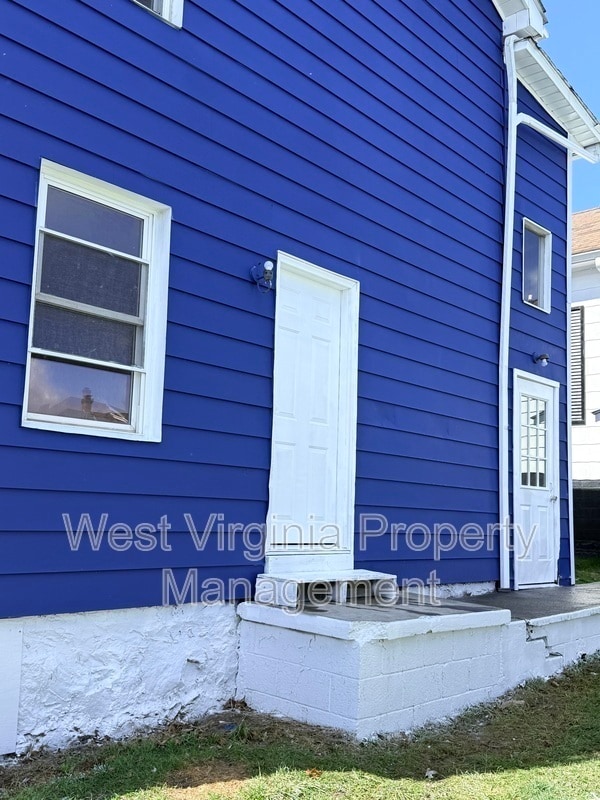 Photo - 304 N 3rd St Unit upper