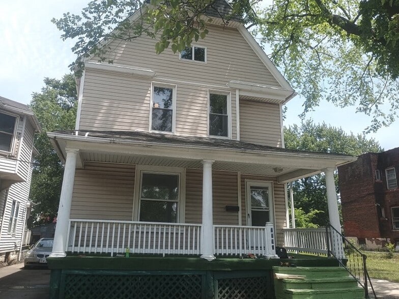 2191 East 83