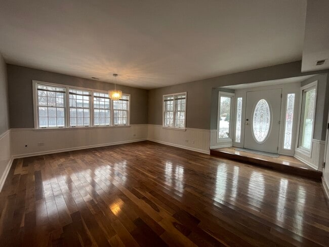 Photo - 1009 61st St