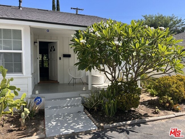 Photo - 19917 Stagg St