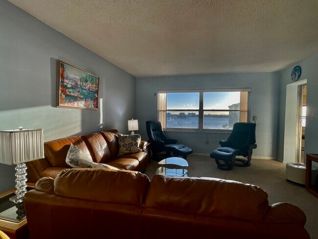 Photo - 4575 Cove Cir Unidad 904