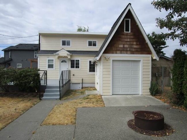 2 Bedroom, 1 Bathroom Tacoma Home - 2 Bedroom, 1 Bathroom Tacoma Home